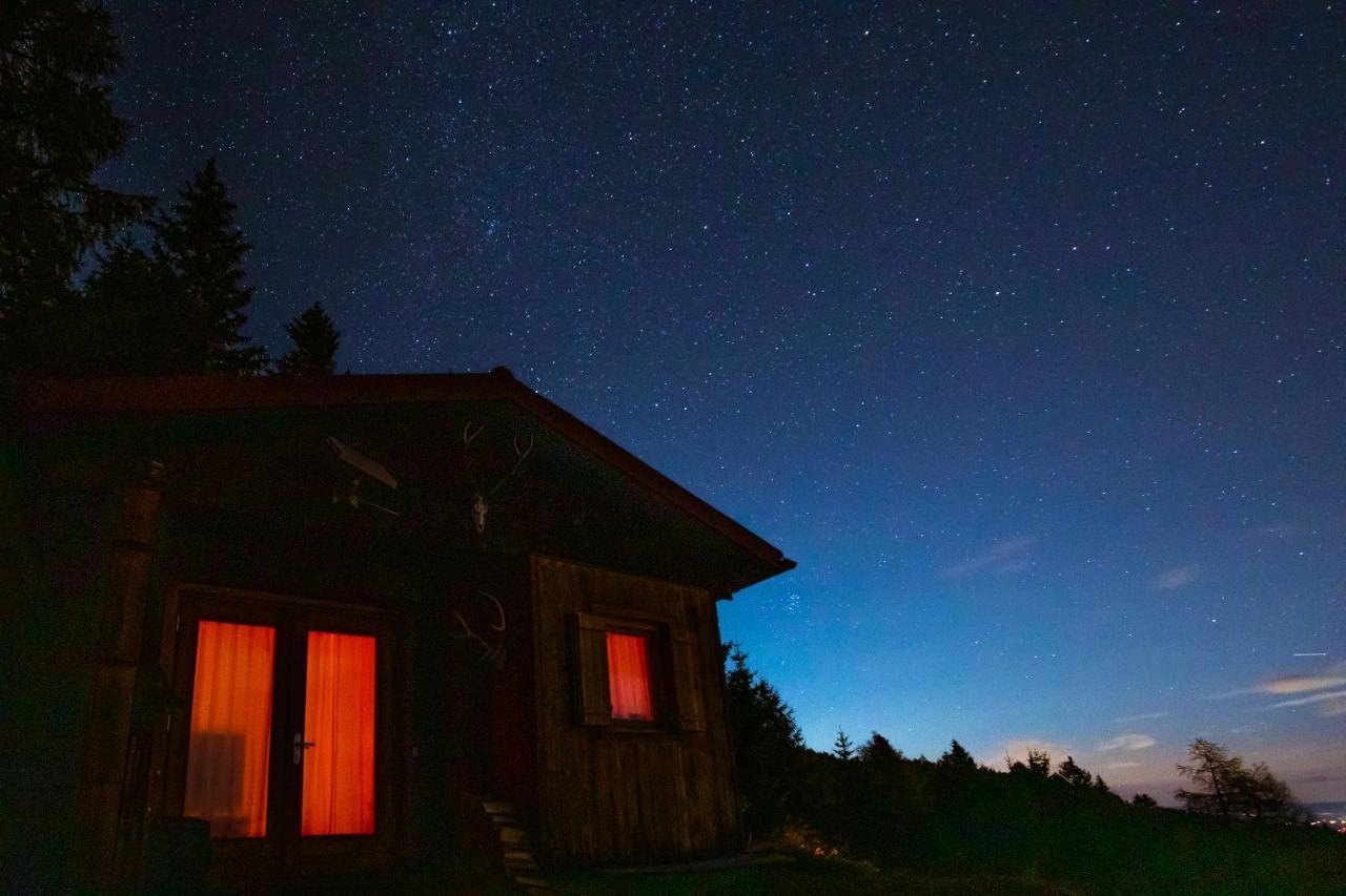 Chalet Petit Kanzelhohe Buitenkant foto