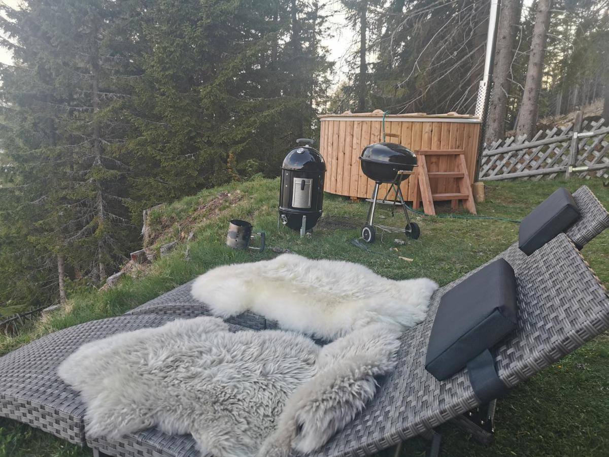 Chalet Petit Kanzelhohe Buitenkant foto